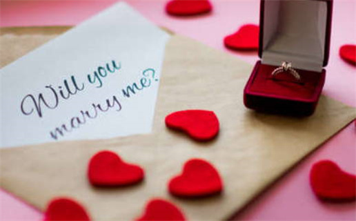 男命双重桃花什么意思(男命双重桃花什么意思啊)