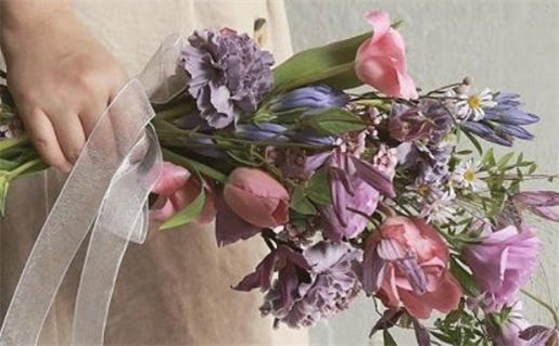 1997年18月24日四柱测算详解与预测分析