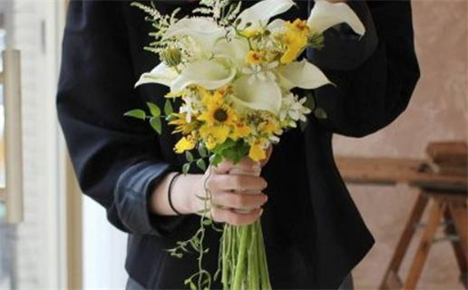 双子座女生能挽回天秤男吗(双子座女生能挽回天秤男吗知乎)