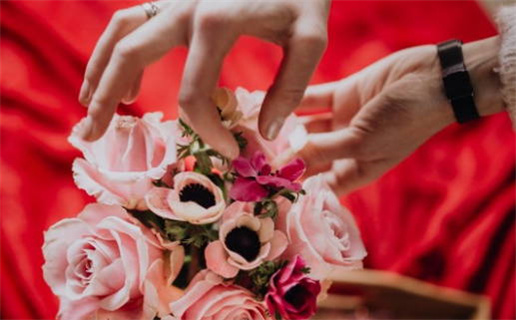 2027年04月17日不适宜办理结婚证吗,这天领证合适吗