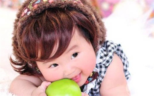 张姓2026/04/07出生男宝宝起名全攻略：名字推荐与禁忌字分析