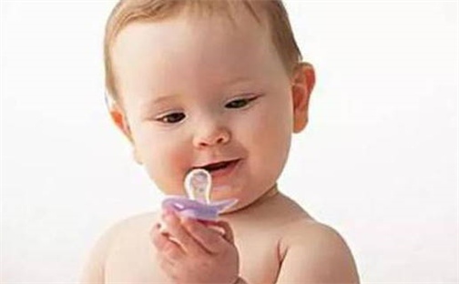 周姓女宝取名大全：意境深远好听的名字360个