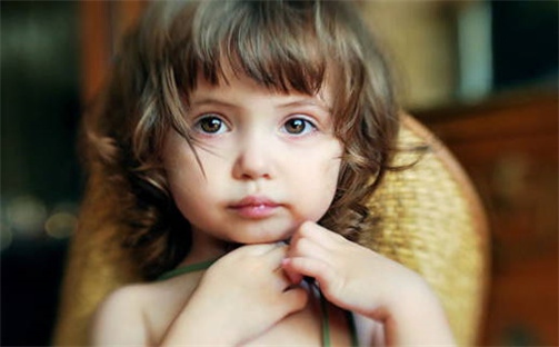 周姓2026年06月03日出生的女孩子取什么名字好？八字五行取名分析