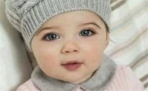 八字五行与何姓：2026年06月30日出生女宝宝的理想名字分析