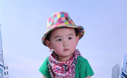 如何给2026年04月25日出生的郭姓女宝宝起个好名字？专业分析与建议