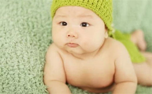 435个独特新颖的女孩名字推荐：周姓女孩的完美选择