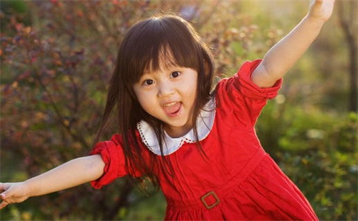 吴姓女宝宝名字精选：2026年06月23日生辰八字起名技巧